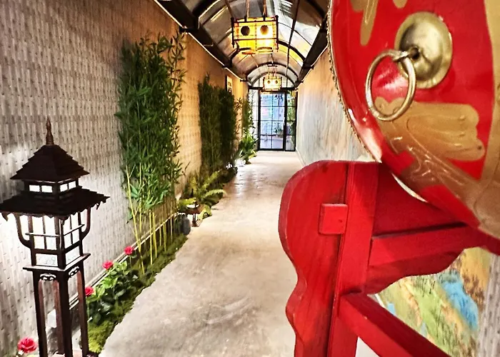Chinatown No9 Boutique Hotel *