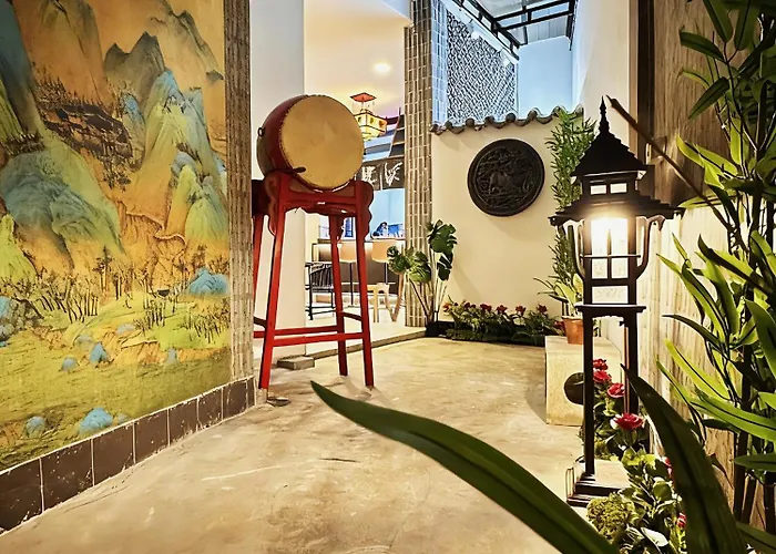Chinatown No9 Boutique Hotel *